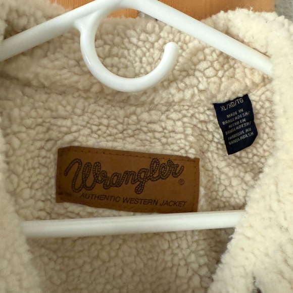 Wrangler Tan Lightweight Shirt Jacket - Picture 2 of 2